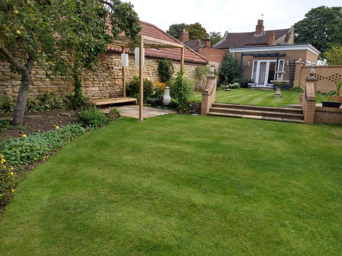 Garden Room Kirton in Lindsey Exterior photo