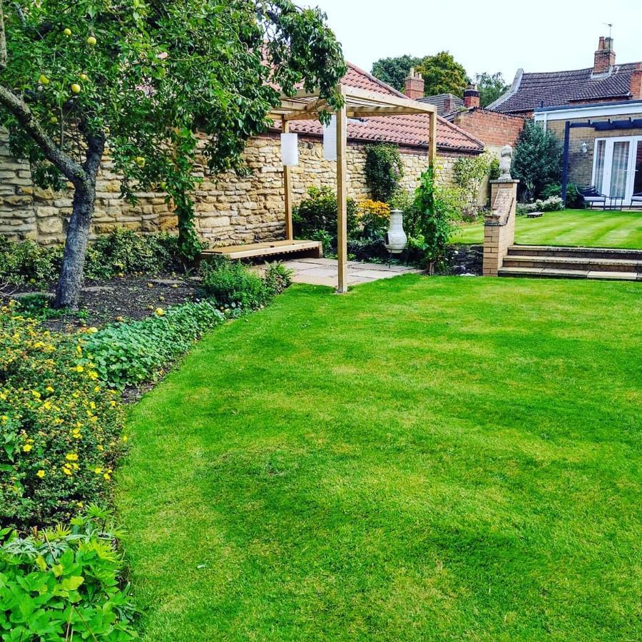 Garden Room Kirton in Lindsey Exterior photo