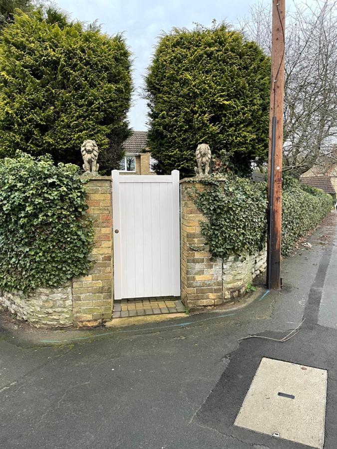 Garden Room Kirton in Lindsey Exterior photo